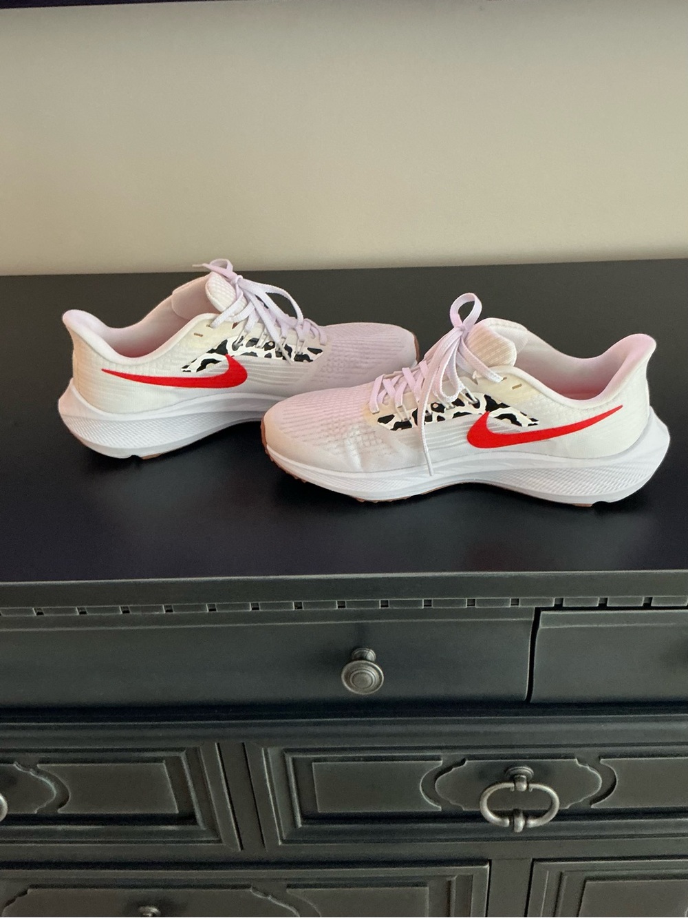 NWOB - Nike Air Zoom Pegasus 39, Road Running Shoes, Summit White/Team Orange